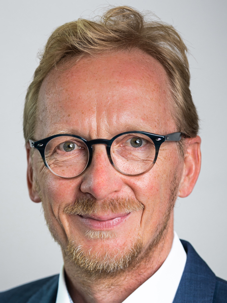 Dirk Ruiss