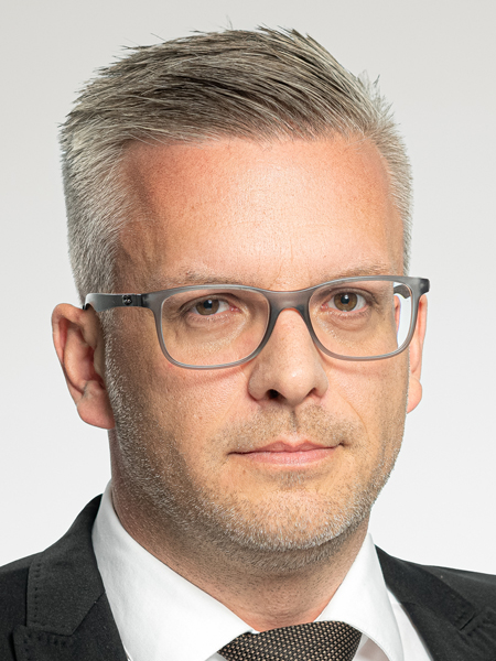 Stefan Aust