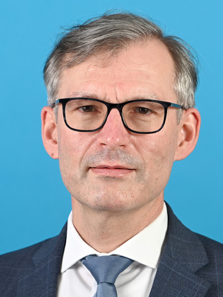 Burkhard Fischer